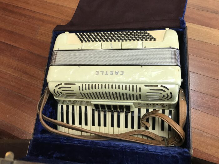 Castle accordion