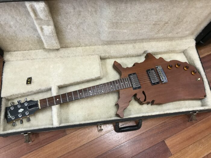 1983 Gibson USA map guitar