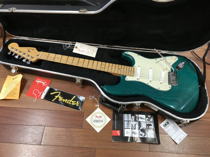 1999 Fender USA Deluxe Stratocaster cool color